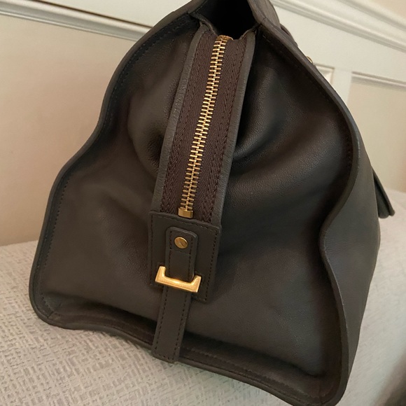 Saint Laurent Caba bag - Picture 6 of 17